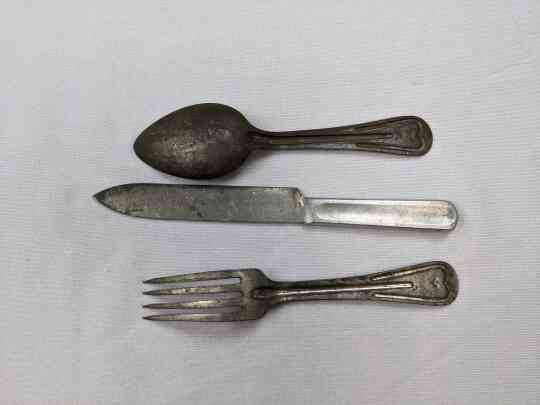 item thumbnail for Mess Kit Cutlery Set - World War 1