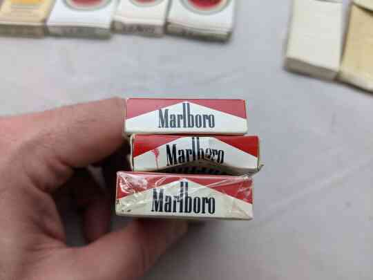 item thumbnail for 3x Marlbro Red 4 Pack