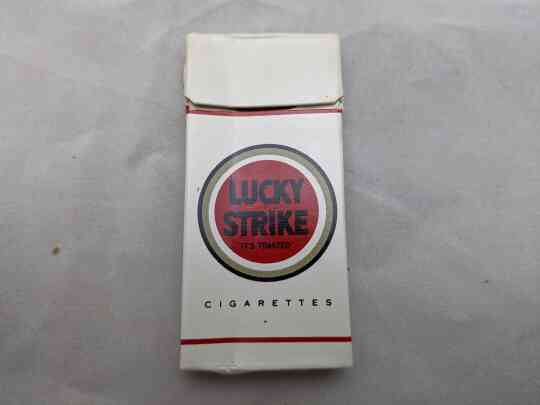 item thumbnail for Lucky Strike 4 pack