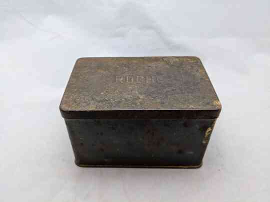 item thumbnail for WWII Era British Roche Tin (Empty)