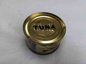 Can: Tuna (larger text) Can: Tuna (larger text)
