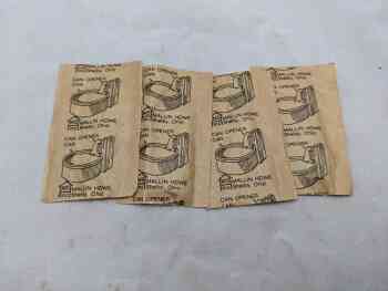 P38 - Can Opener In Pouch - Mallin-Shelby (x4) P38 - Can Opener In Pouch - Mallin-Shelby (x4)